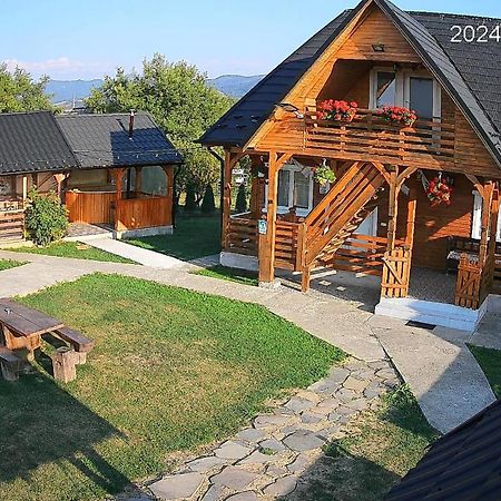 فيلا Casa Cupcea Budeşti المظهر الخارجي الصورة